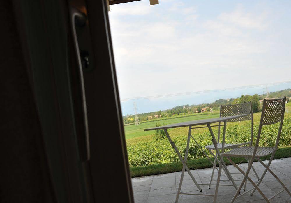 Agriturismo Colle Dei Pivi Ponti sul Mincio Exterior foto